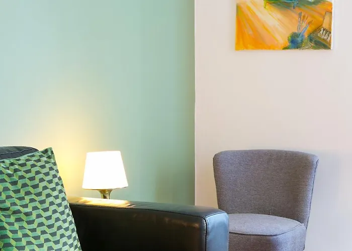 Spacious, Bright And Newly Renovated 2 Bedroom Apartment, Historical Center, Madragoa Lägenhet *