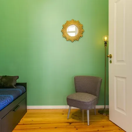 דירה Spacious, Bright And Newly Renovated 2 Bedroom Apartment, Historical Center, Madragoa *