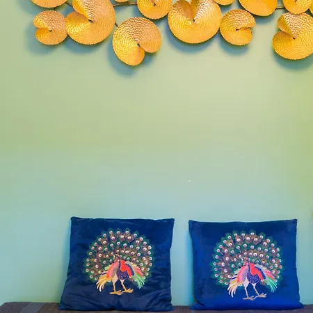 Apartment Spacious, Bright And Newly Renovated 2 Bedroom Apartment, Historical Center, Madragoa *