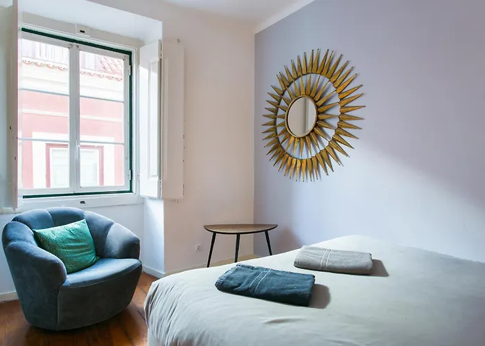 Apartmán Spacious, Bright And Newly Renovated 2 Bedroom Apartment, Historical Center, Madragoa *